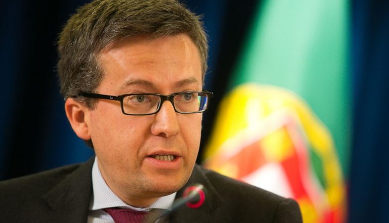 Escritório de advogados, ACB e InvestBraga organizam um ‘webinar’ sobre a Europa com Carlos Moedas esta terça-feira