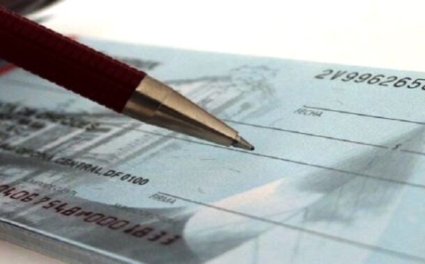 Cheques carecas quase duplicaram no estado de emergência