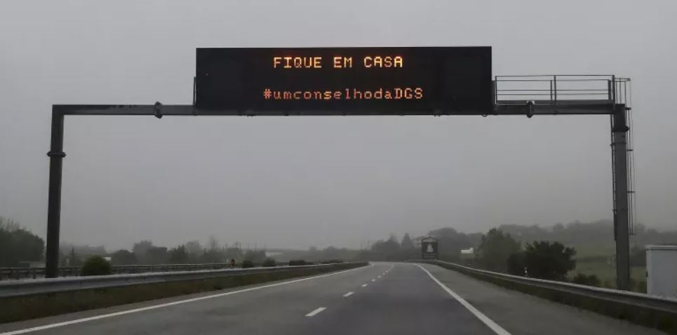 Número de mortos nas estradas cai 90% durante estado emergência em Portugal