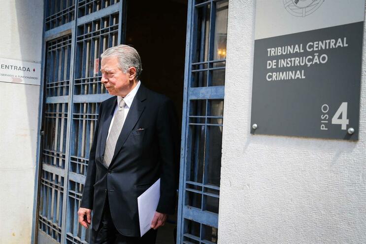 Ricardo Salgado vai ter mesmo de pagar 3,7 milhões de euros após nega do TC