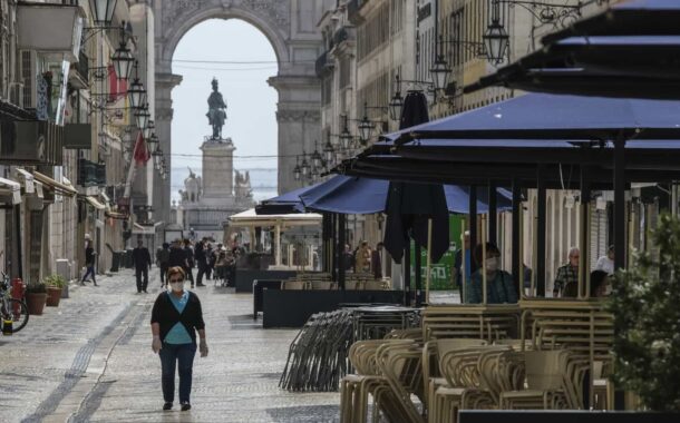 Governo pondera decisões especiais de desconfinamento para Lisboa. Médicos a ‘flipar’