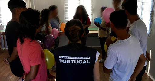 BE quer explicações de Marta Temido sobre recusa de teste ao covid-19 a refugida em Braga