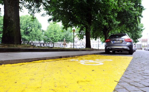 Braga cria lugares de estacionamento reservados a motociclos