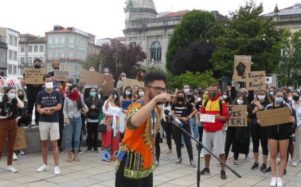 Braga sai à rua para protestar contra o racismo e acaba com o mito não racista desfeito