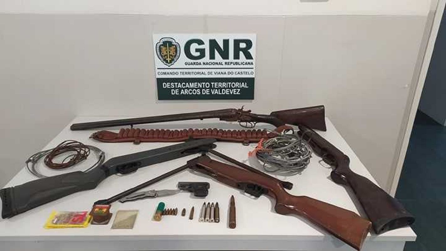 GNR ‘apanha’ dois homens na posse ilegal de armas em Arcos de Valdevez