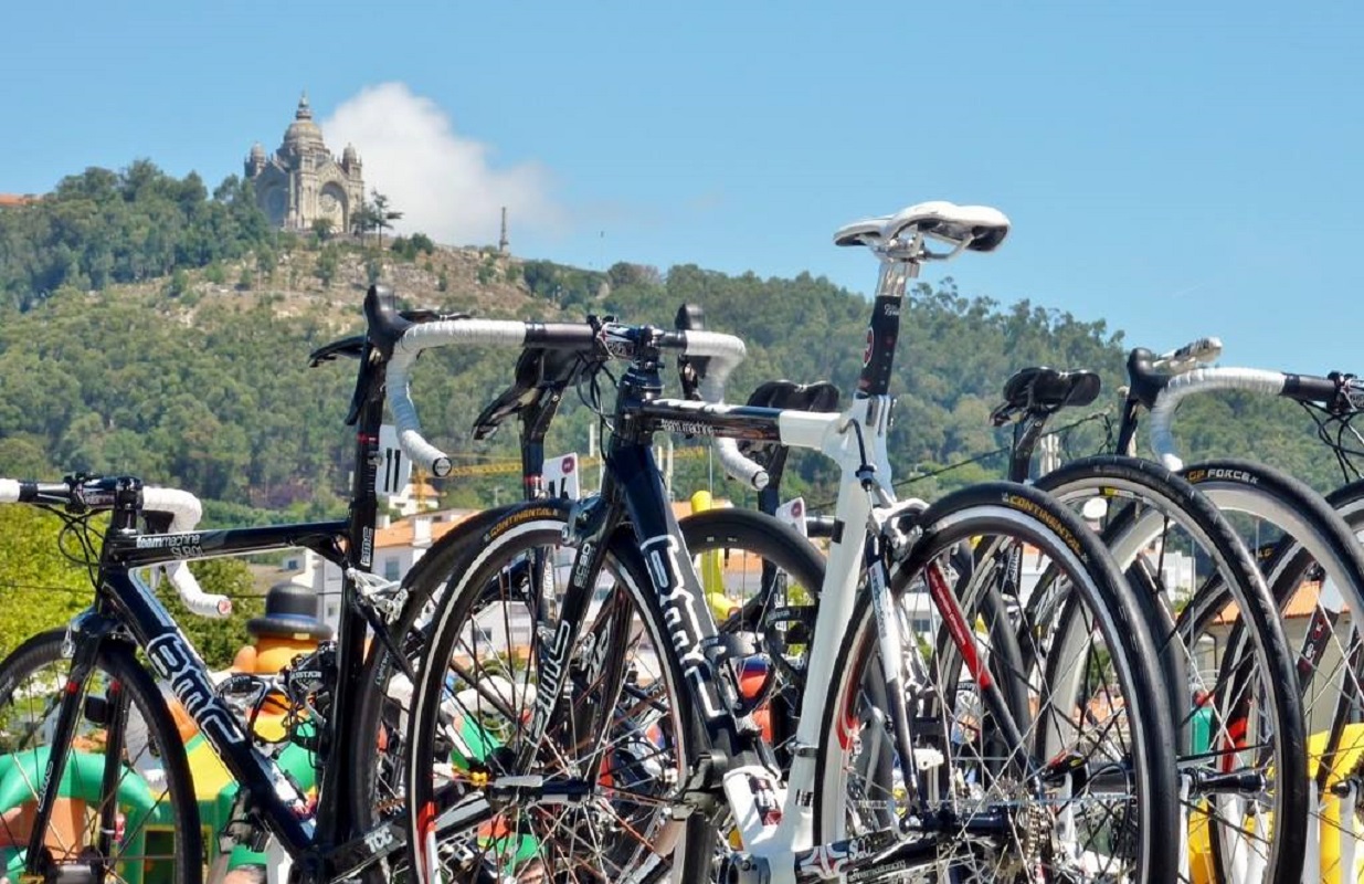 Viana do Castelo proíbe passagem da Volta a Portugal em bicicleta. Prova com quarentena obrigatória