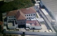 Reclusos da cadeia de Braga ameaçam processar Estado por causa do “cheiro insuportável” das refeições
