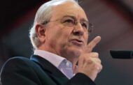 “O nosso plano tem uma estratégia implícita, o do Governo não”, diz Rui Rio