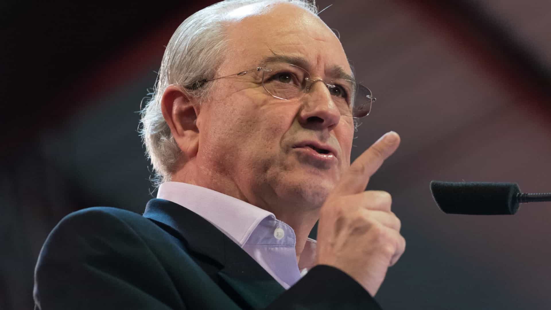 “O nosso plano tem uma estratégia implícita, o do Governo não”, diz Rui Rio