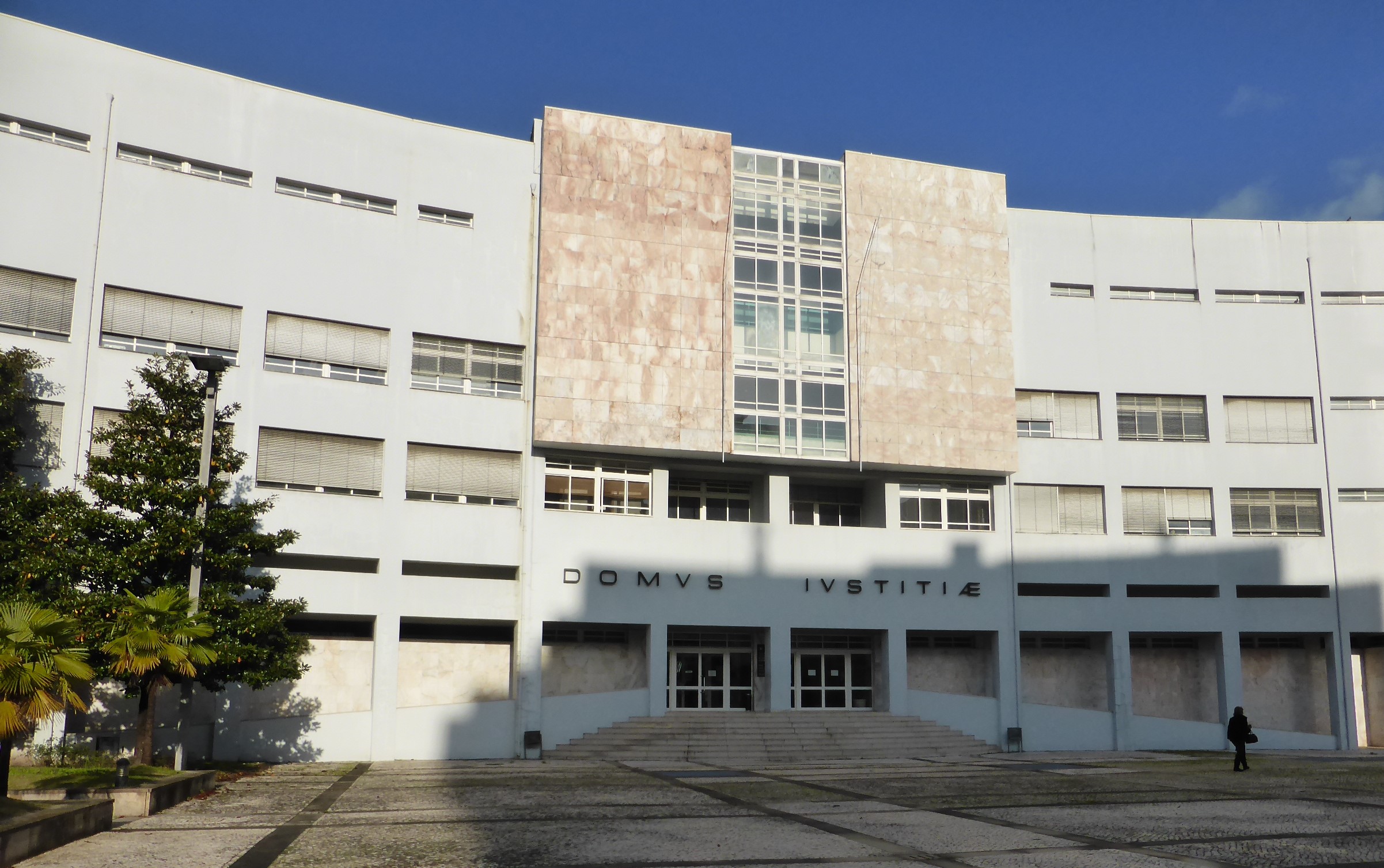 Tribunal de Braga volta a adiar julgamento de administradores do antigo ISAVE