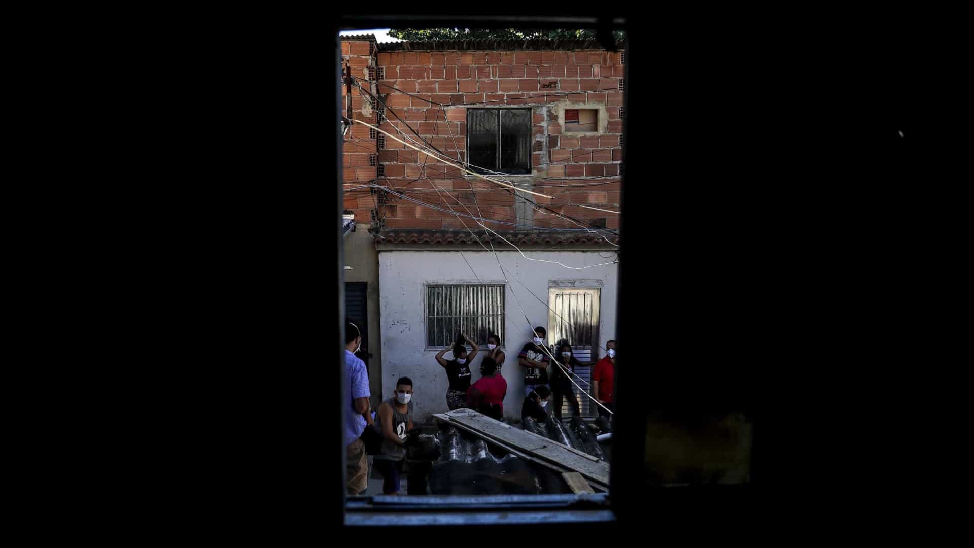 Adolescentes vítimas de trabalho infantil e do tráfico de drogas no Brasil