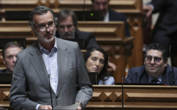 Iniciativa Liberal anuncia providência cautelar contra nomeação de Centeno para Banco de Portugal