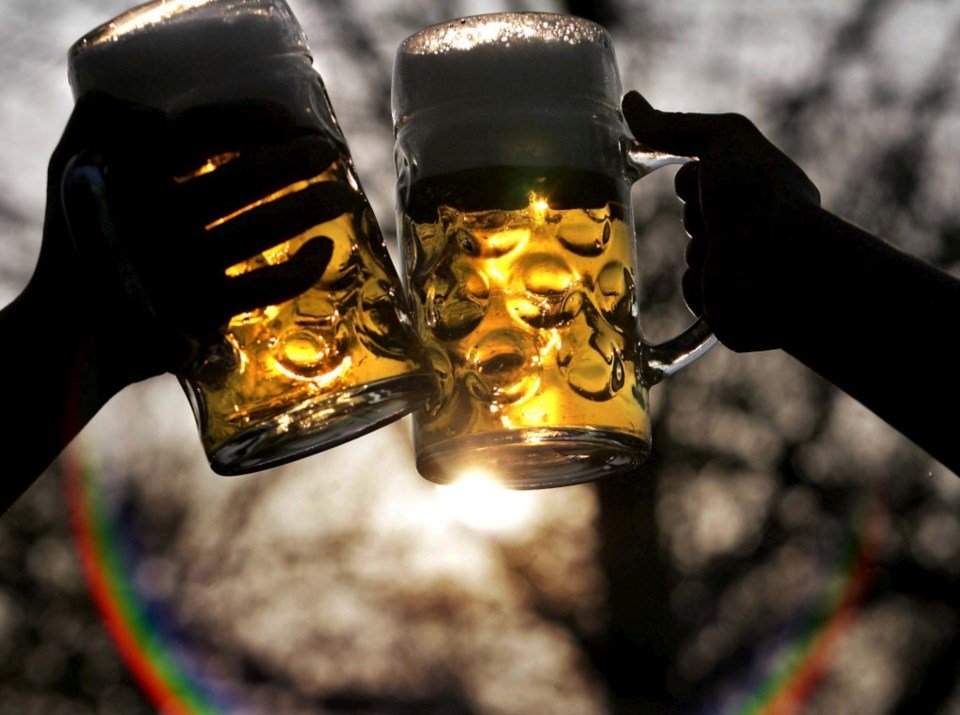 São já 63 as multas por ajuntamento e consumo de álcool no Alto Minho