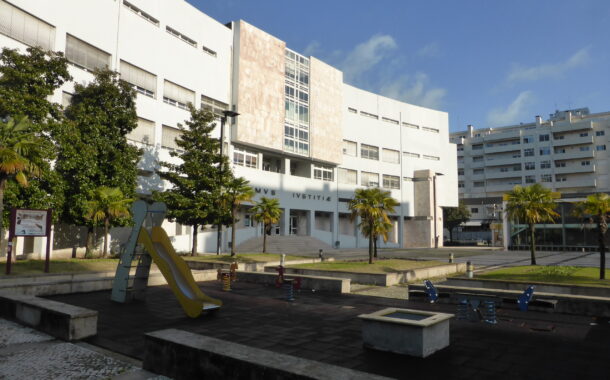 Condenado a 19 anos de prisão homem que apertou pescoço da mulher até à morte em Vieira do Minho