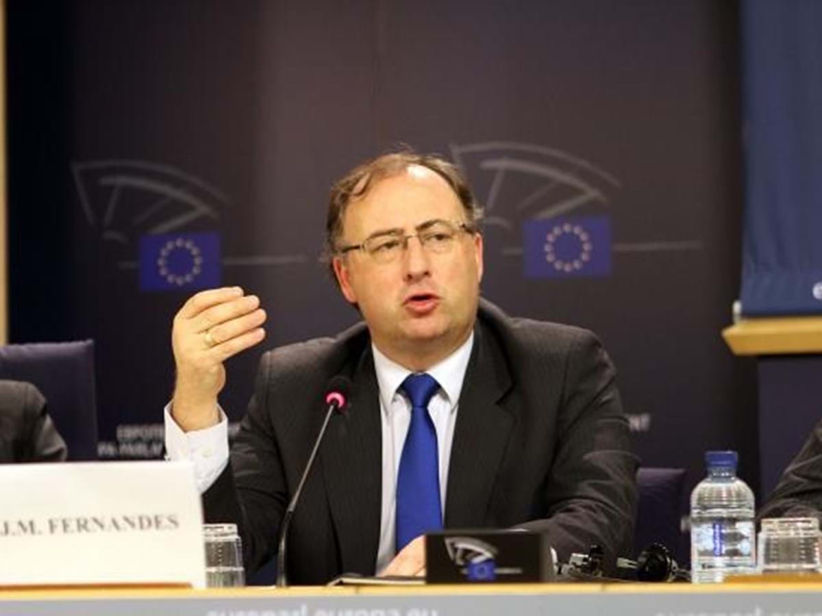 Eurodeputado José Manuel Fernandes na renegociação do InvestEU para reforçar investimento pós-covid. (c/vídeo)