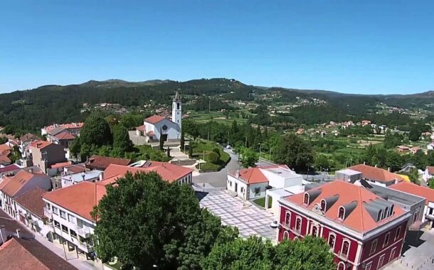 Covid-19. Paredes de Coura apoia pequenos negócios e oferece vales de compras a famílias carenciadas
