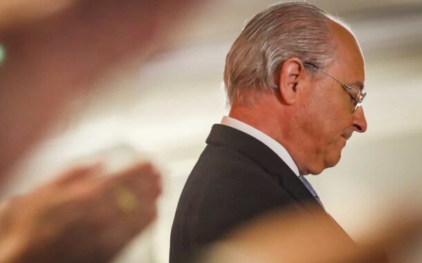 “O parlamento mantém-se fechado sobre si próprio e tem medo do povo”, diz Rui Rio