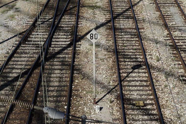 Câmara de Braga assina carta que exige a modernização do sistema ferroviário nacional