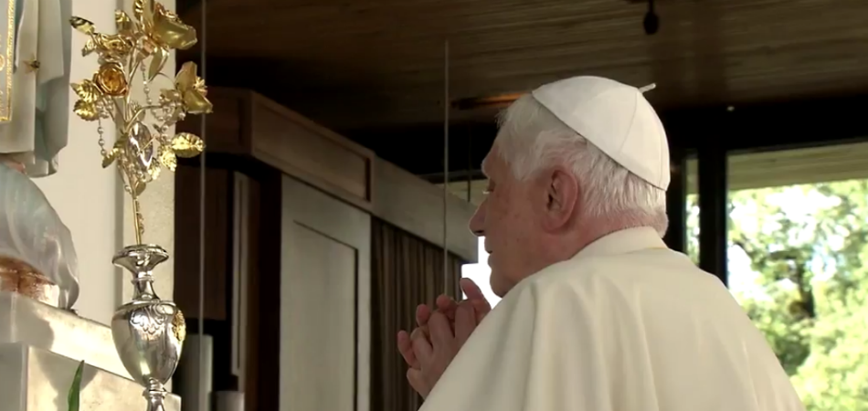 Vaticano confirma que Bento XVI está doente