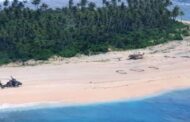 SOS na areia ‘resgata’ três homens de ilha do Pacífico