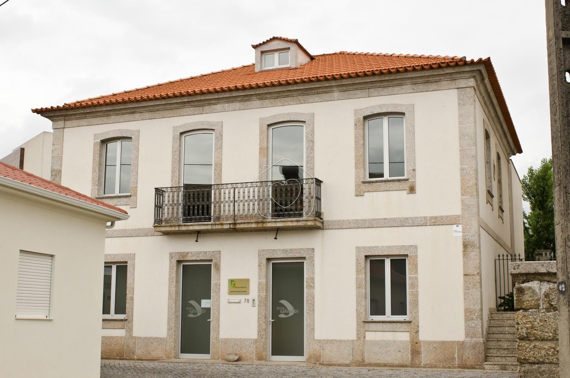 Utente de lar de Famalicão infectado com covid-19