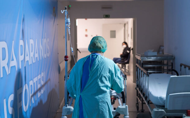 Hospital de Guimarães já sente “pressão” do aumento de casos de infecção de covid-10