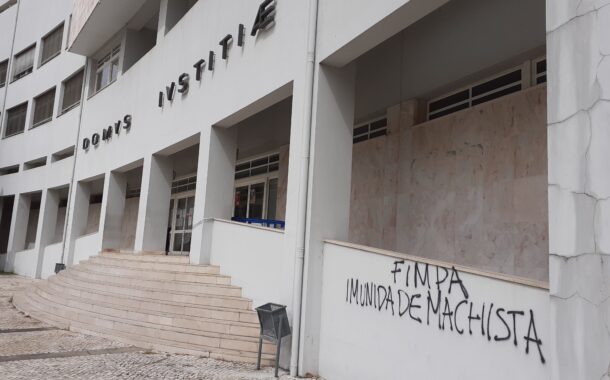 Agride mulher a soco em frente de filhos menores em Braga