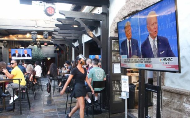 Trump e Biden esqueceram argumentos e esgrimiram insultos no 1.º debate: “Palhaço”, “fantoche”, “cale a boca, homem”…