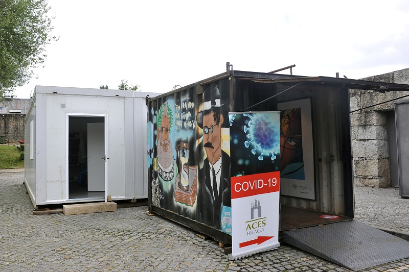 Braga. Contentores da Unidade de Rastreio covid-19 do Carandá com nova localização