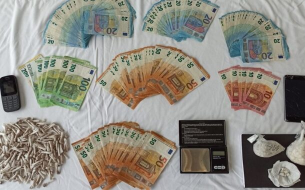 Detida mulher com mais de 800 doses de droga e 9.600 euros em dinheiro em Fafe