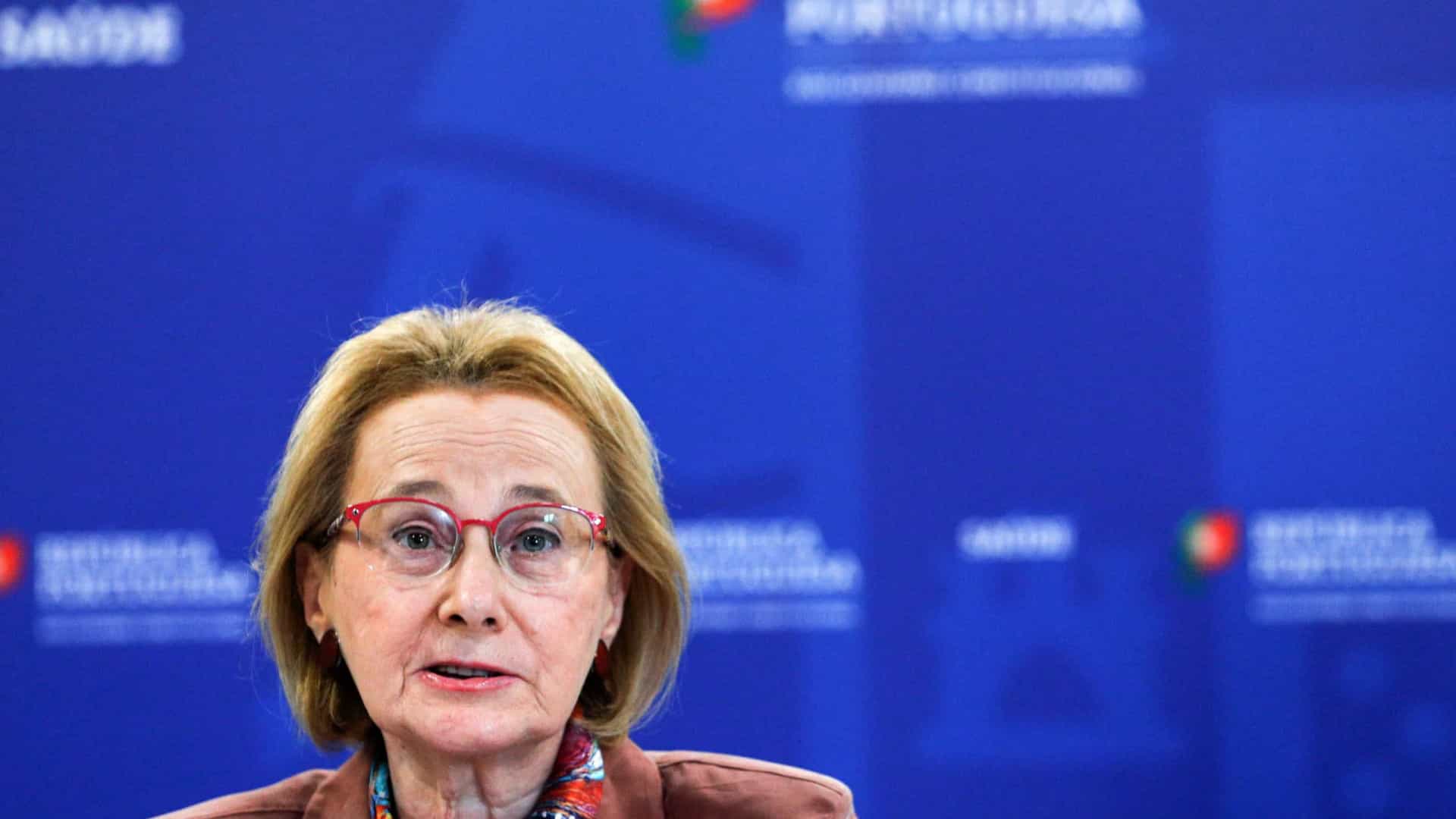 Graça Freitas apela a empresas e escolas para receberem sem medo doentes com alta