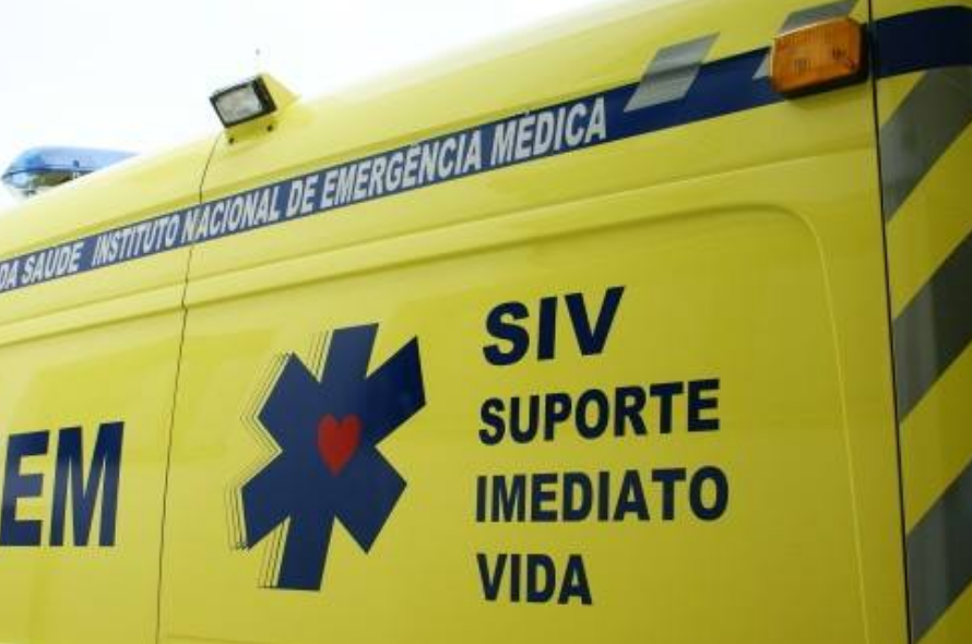 Trabalhador em estado grave após queda de cinco metros nos Arcos de Valdevez