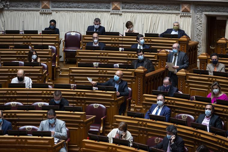 Parlamento chumba referendo da eutanásia