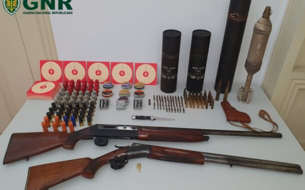GNR captura arsenal de armas proibidas em Fafe