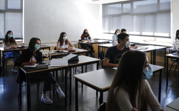 Fenprof volta a exigir testes de despistagem obrigatórios nas escolas