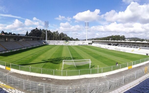 DGS fecha instalações do Moreirense devido a surto de covid-19 que atinge 25 elementos do clube