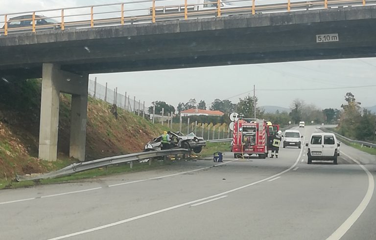 Acidente mata jovem de 20 anos e deixa rapariga de 18 anos em estado grave em Monção