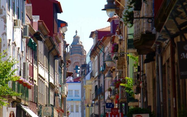 Câmara de Braga autoriza comércio a abrir às 8 horas nos próximos fins-de-semana