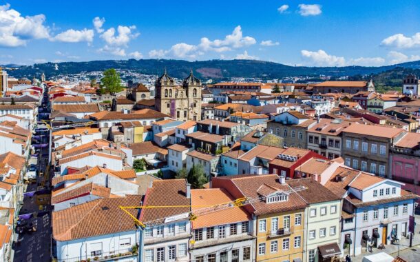 Urbanismo da Câmara de Braga troca pedidos de licenciamento em papel pelo digital