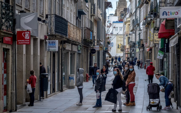 Estabelecimentos comerciais autorizados abrir às 8 da manhã