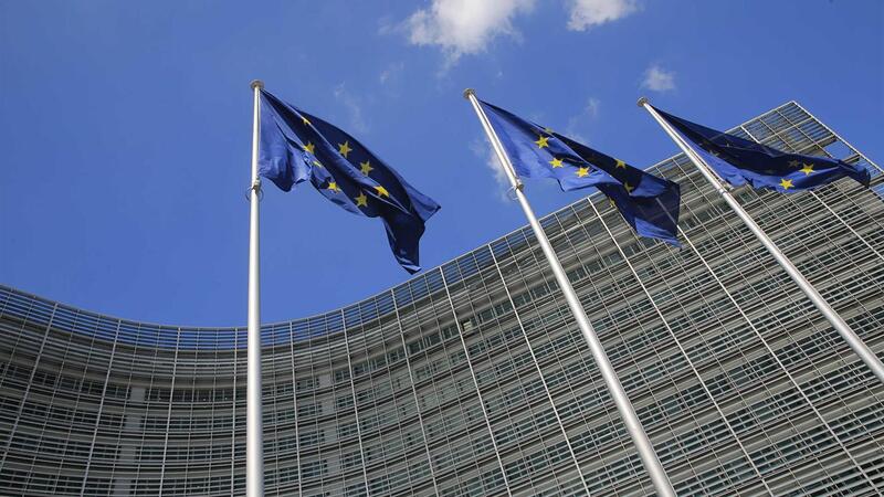 UE adopta primeiro regime global de sanções por violações de direitos humanos