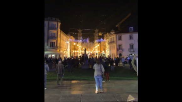 Ajuntamentos levam Viana do Castelo a suspender espectáculos multimédia