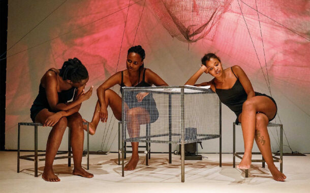 Cleo Tavares, Isabél Zuaa e Nádia Yracema leva à cena em Guimarães a peça ‘Aurora Negra’ dia 18