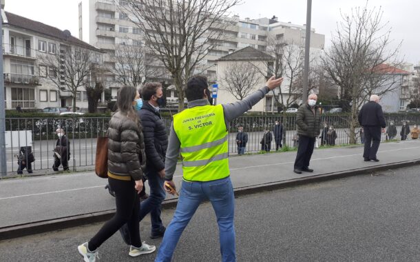PRESIDENCIAIS. Longa fila surpreende eleitores na ‘Carlos Amarante’, em Braga