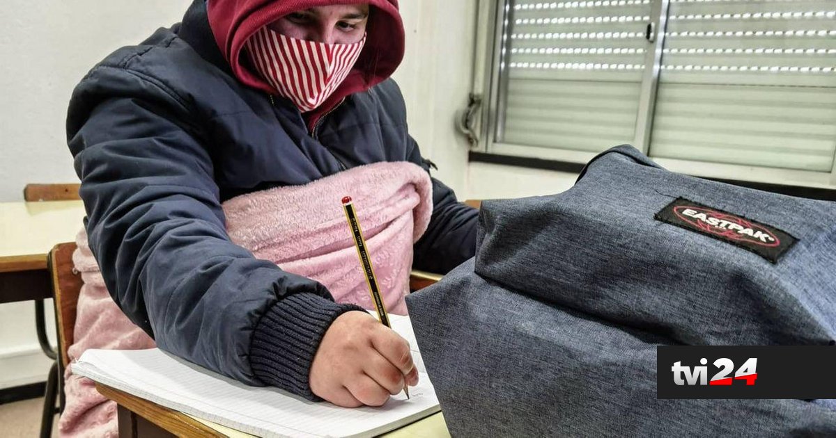 Frio. DGS envia esclarecimento às escolas sobre ventilação e arejamento nas escolas