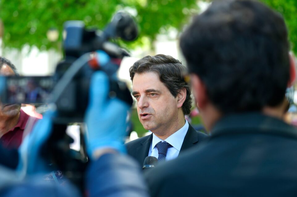 Ricardo Rio defende adiamento e admite abstenção histórica