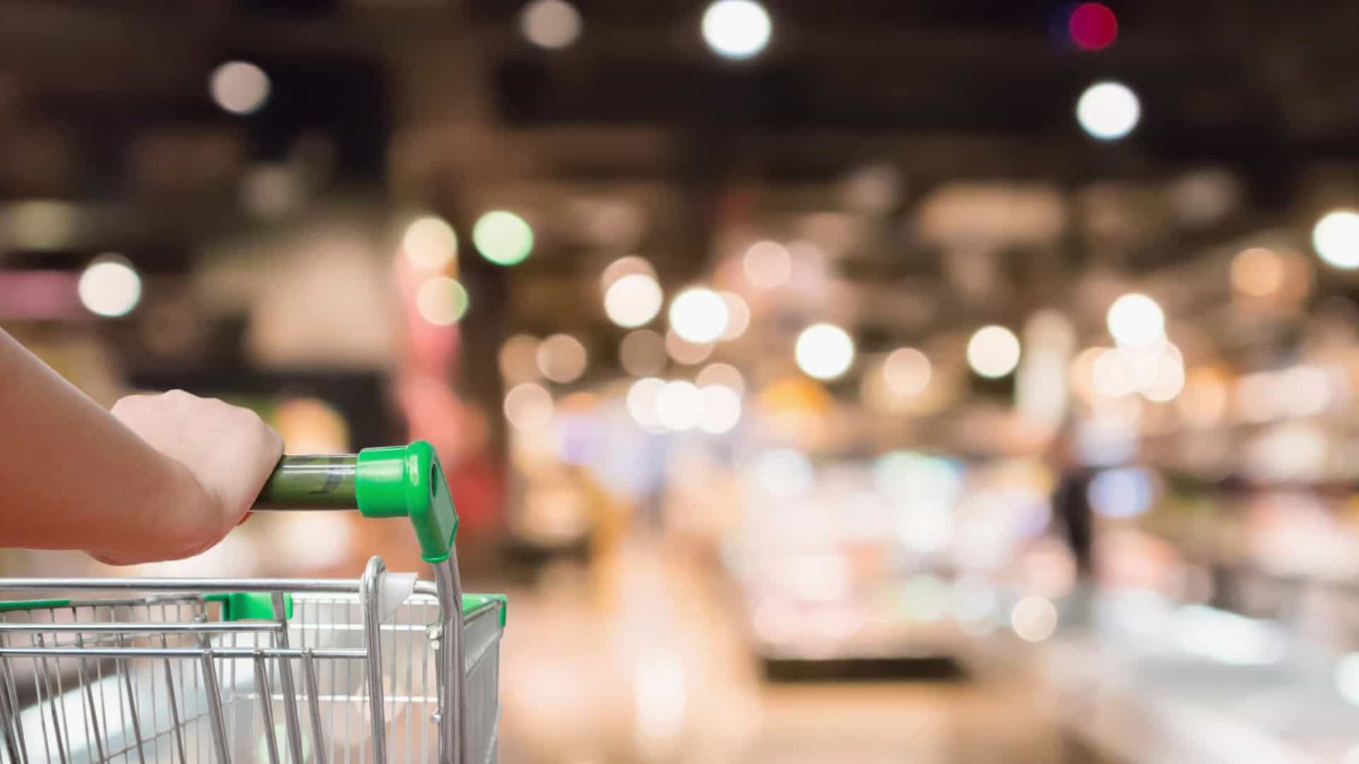 ‘Positivos’ covid-19 em compras no supermercado? Informação nas redes sociais é “falsa”