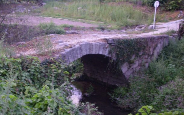 PCP questiona Governo sobre recuperação da Ponte Soeiro e Igreja de Serzedelo, em Guimarães