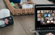 Estudantes do ensino superior procuram explicadores que lhes façam os exames online