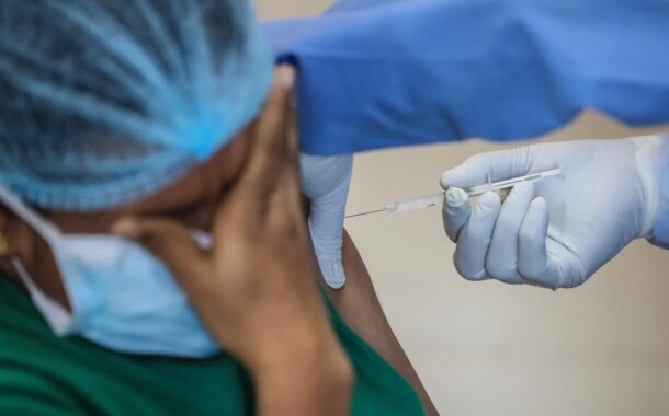 Hospital de Braga vacinou dois profissionais não prioritários para evitar desperdício de doses